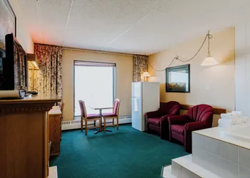 New Imperial Inn Cold Lake hotel thumbnail 4