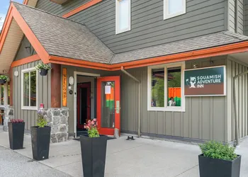 Squamish Adventure Inn hotel thumbnail 2