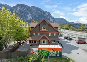 Squamish Adventure Inn hotel thumbnail 6