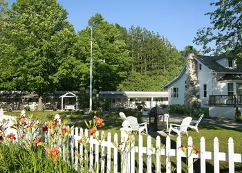 Peninsula Park-View Resort hotel thumbnail 2
