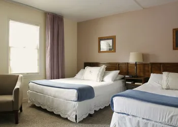 Peninsula Park-View Resort hotel thumbnail 8