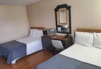 Chatham Motel hotel thumbnail 2