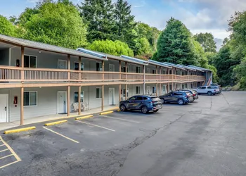 Ocean Suites Motel hotel thumbnail 5