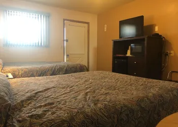 Quik Stop and Motel hotel thumbnail 8