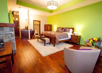 Hillcrest Farm Market B&B hotel thumbnail 8