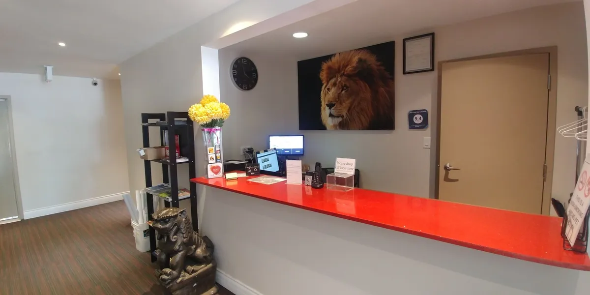 The Lion Inn & Suites hotel detail image 6