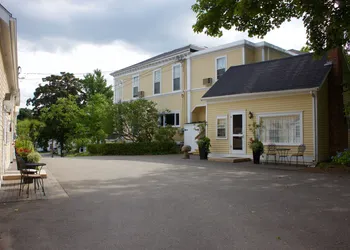Tattingstone Inn hotel thumbnail 5