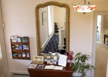 Tattingstone Inn hotel thumbnail 8