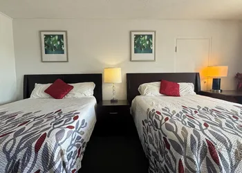 Budget Inn hotel thumbnail 3