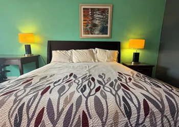 Budget Inn hotel thumbnail 4