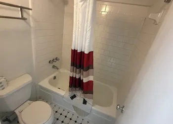 Budget Inn hotel thumbnail 8