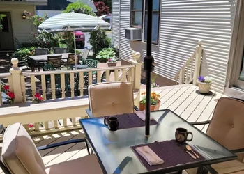 The Lamplighter Bed & Breakfast of Ludington hotel thumbnail 3