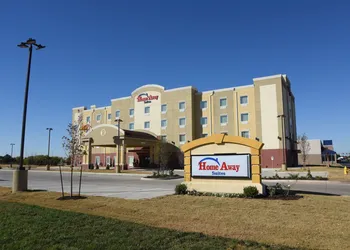 Home Away Suites hotel thumbnail 2