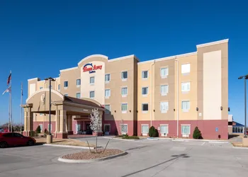 Home Away Suites hotel thumbnail 5