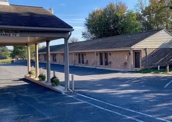 Country Squire Inn and Suites hotel thumbnail 4