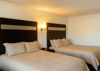 Big Chief Motel hotel thumbnail 4