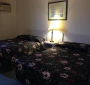 Plains Motor Inn hotel detail image 7