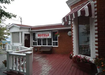 Motel Cote hotel thumbnail 3