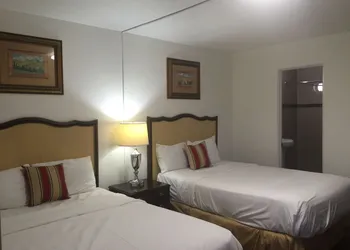 Family Inn hotel thumbnail 8