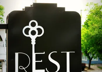 Rest Hotel Plymouth hotel thumbnail 3
