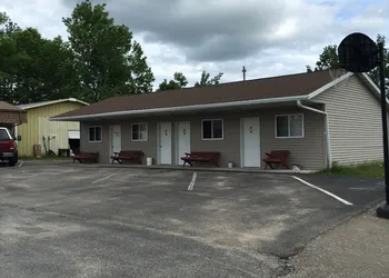 Tarragon Motel hotel thumbnail 2