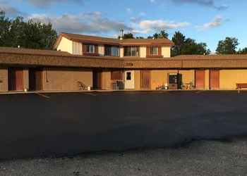 Tarragon Motel hotel thumbnail 4