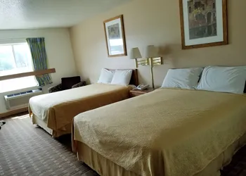 Inn of the Pines hotel thumbnail 7