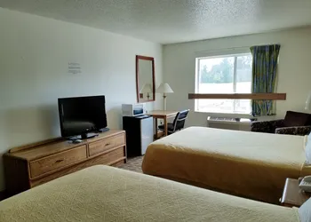 Inn of the Pines hotel thumbnail 8
