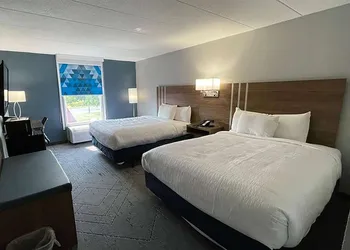 Days Inn & Suites by Wyndham Springfield OH hotel thumbnail 6