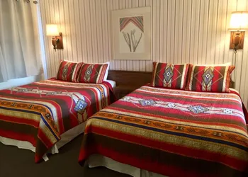 Sharon Motel hotel thumbnail 8