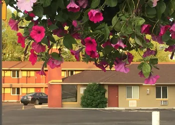 Gateway Inn hotel thumbnail 2