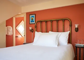 Cliff Lodge hotel thumbnail 6
