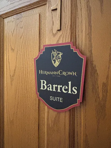 Hermann Crown Suites hotel detail image 2