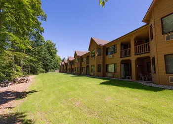 The Landing Resort hotel thumbnail 3