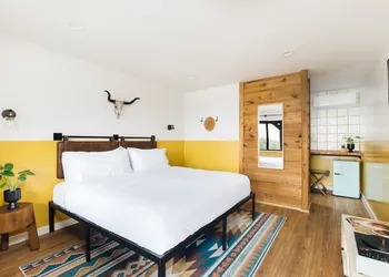 The Bygone Hotel hotel thumbnail 5