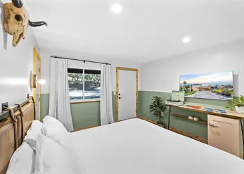The Bygone Hotel hotel thumbnail 8