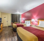Econo Lodge Whiteville hotel detail image 5