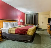 Econo Lodge Whiteville hotel detail image 7