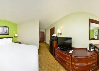 Quality Inn Warsaw I-40 hotel thumbnail 6