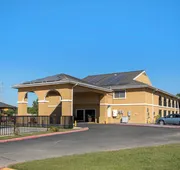 Red Roof Inn Canton, TX hotel detail image 3