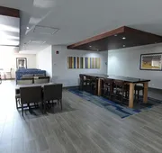 Holiday Inn Express & Suites Toronto Airport West by IHG hotel detail image 4