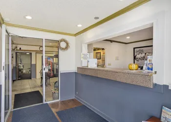 Super 8 by Wyndham Limon hotel thumbnail 5