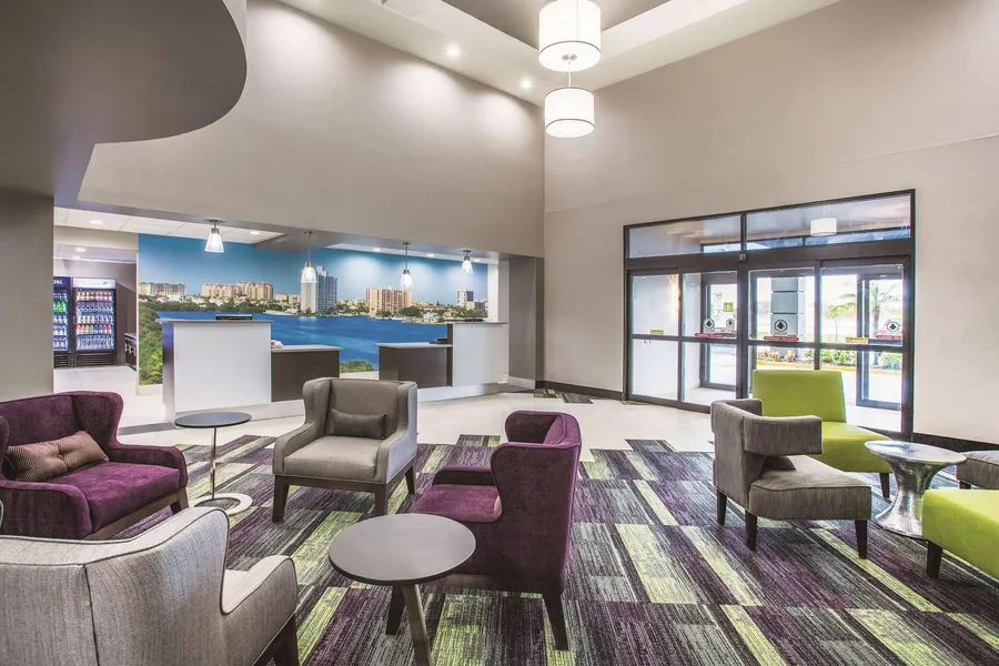 La Quinta Inn & Suites by Wyndham Clearwater South hotel detail image 6