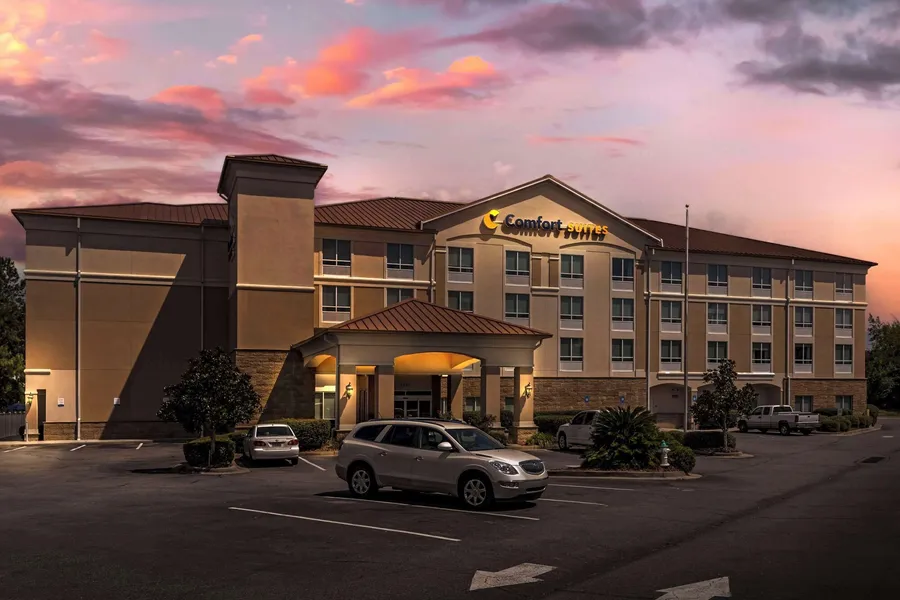 Comfort Suites Valdosta Mall Area hotel detail image 2