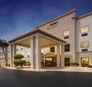 Comfort Suites near Robins Air Force Base hotel detail image 3