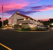 Red Roof Inn Salem hotel detail image 4