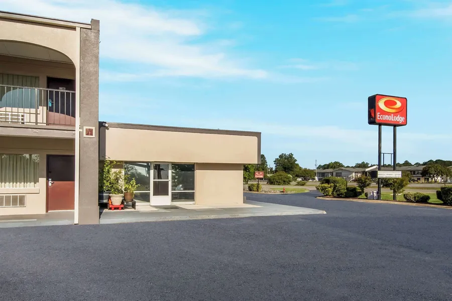 Econo Lodge Goldsboro Hwy 70 hotel detail image 6