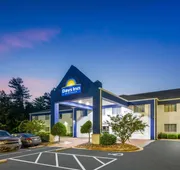Days Inn & Suites by Wyndham Siler City hotel detail image 3