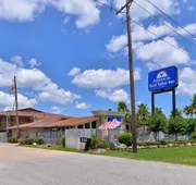 Americas Best Value Inn Angleton hotel detail image 5
