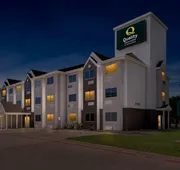 Quality Inn & Suites Fort Worth North - Haltom City hotel detail image 3